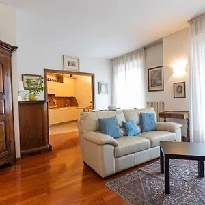  Appartamento Flower - Royal Welcome